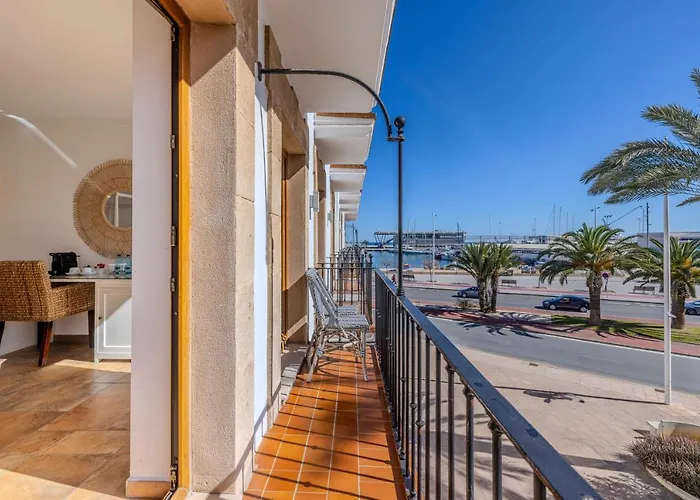 La Del Mar Hotel