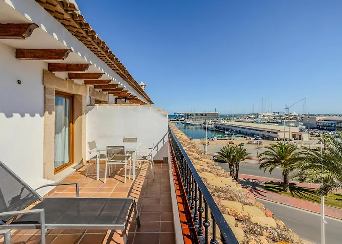 La Del Mar Hotel