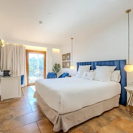 La Del Mar Hotel 4*