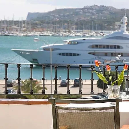 La Del Mar Hotel