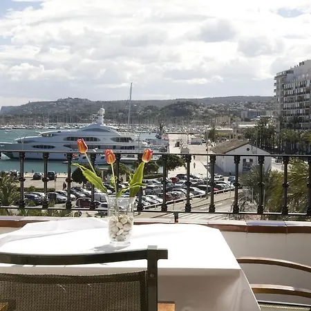 La Del Mar Hotel