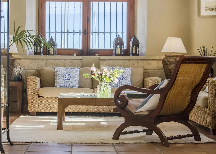 Отель La Del Mar 4*