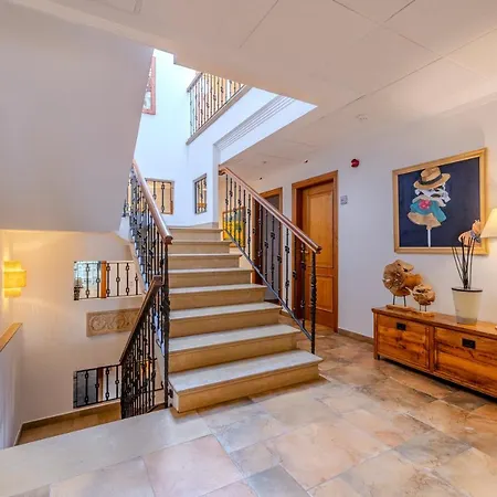 Szálloda La Del Mar 4*