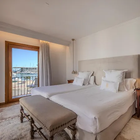 La Del Mar Hotel